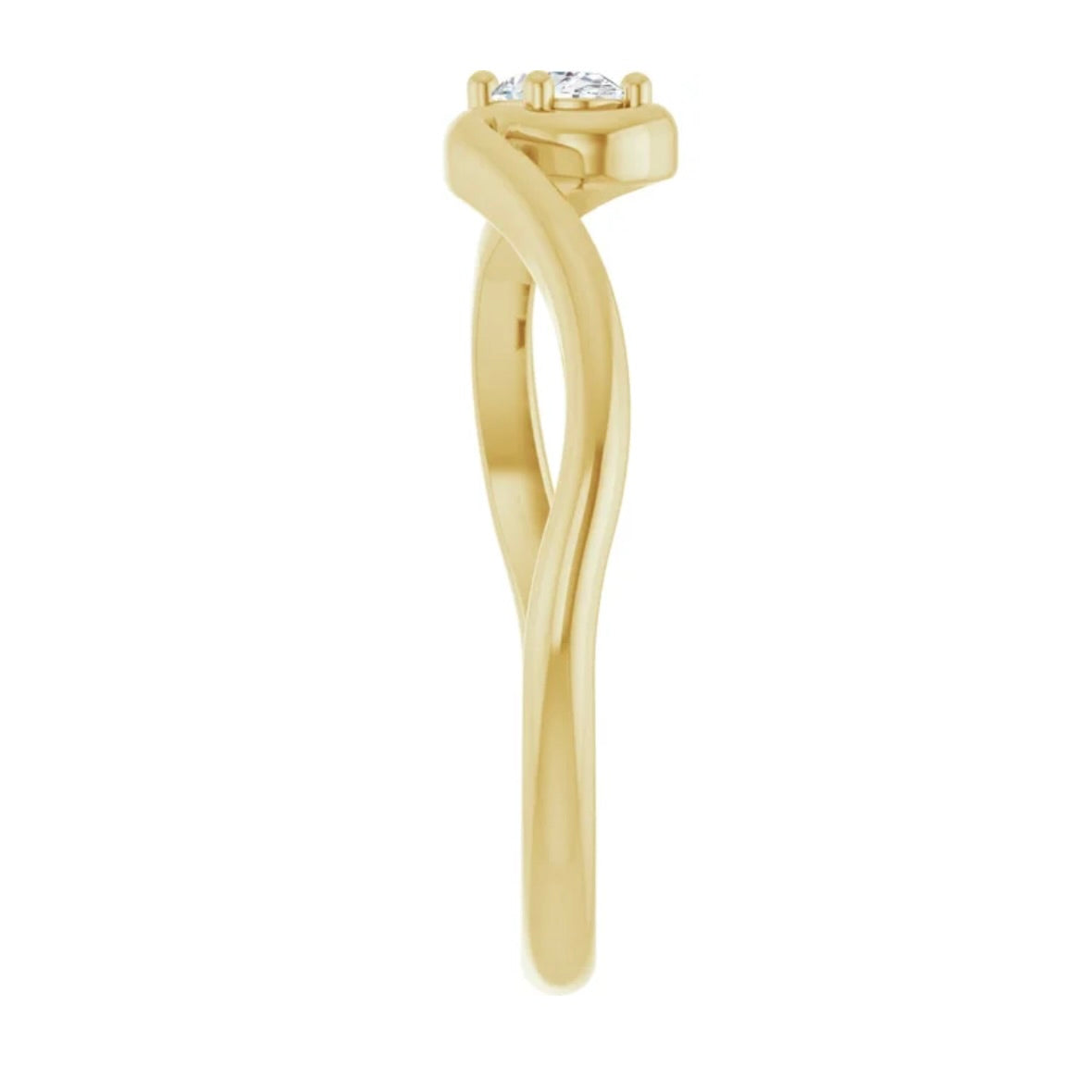 14k Freeform Oval Diamond Ring