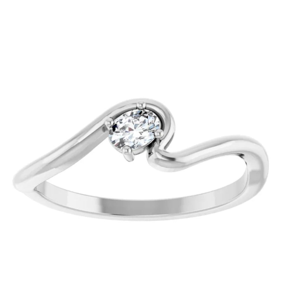 14k Freeform Oval Diamond Ring