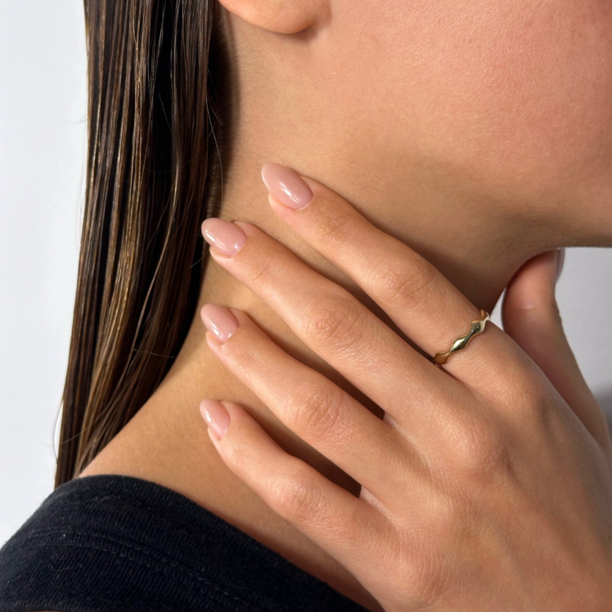 14k solid gold wave design ring