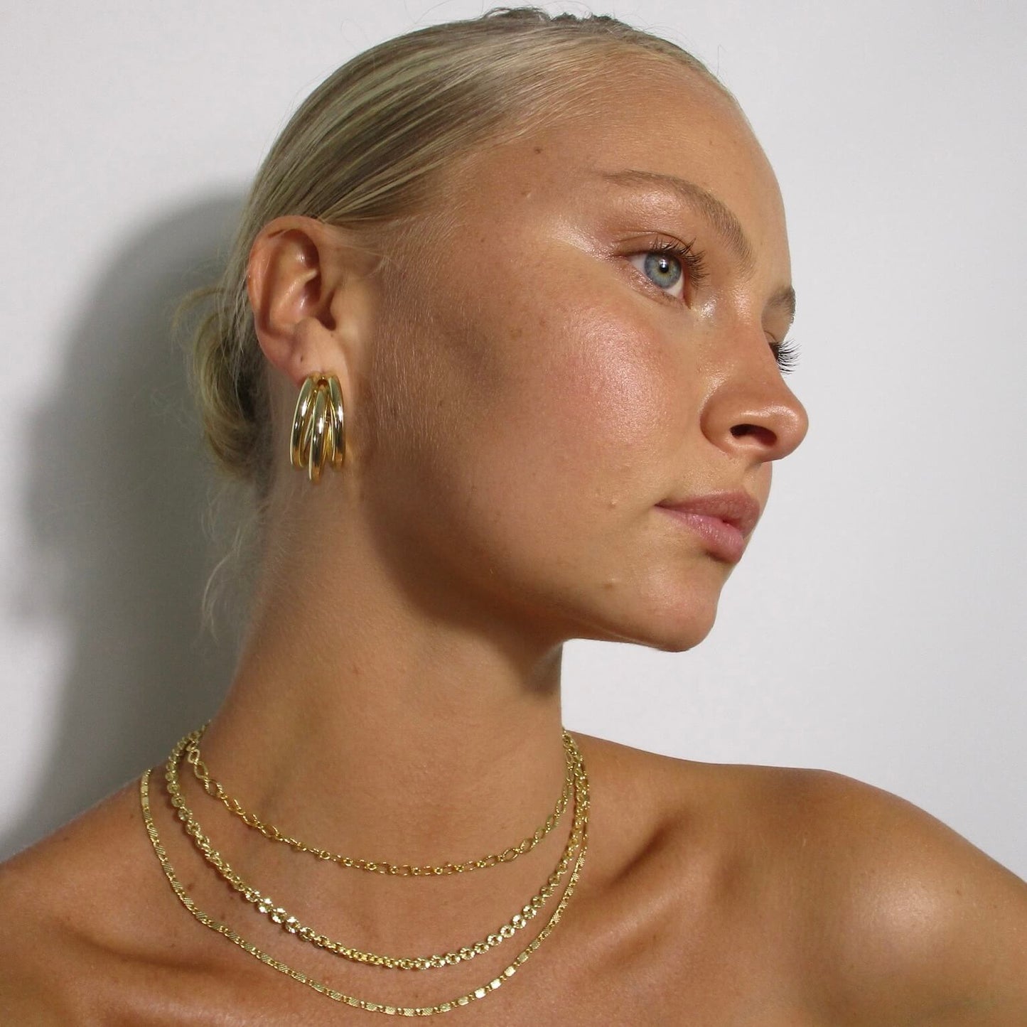 Dotted Scroll Necklace